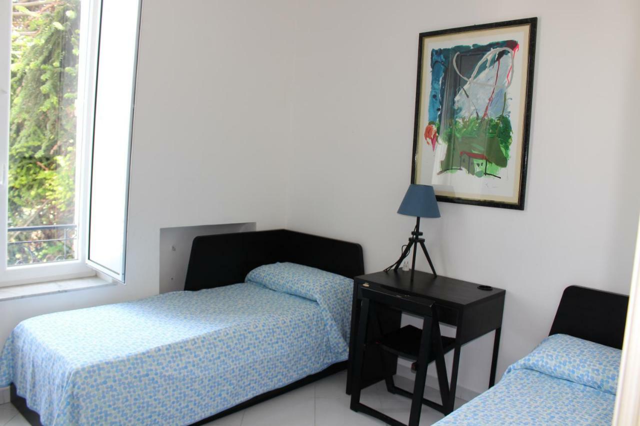 "White Mermaid" - Sorrento Downtown Sea View Apartment Bagian luar foto