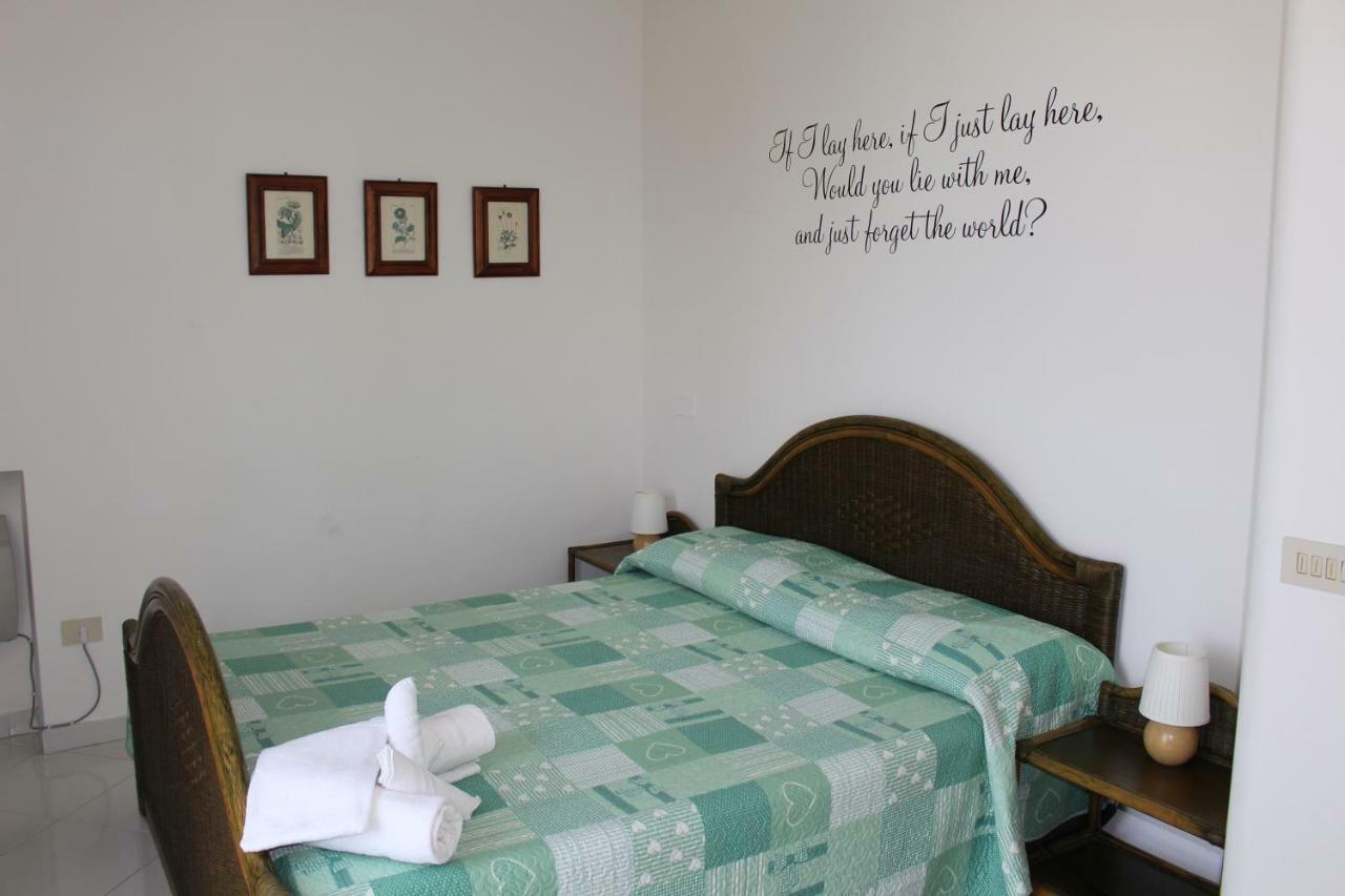 "White Mermaid" - Sorrento Downtown Sea View Apartment Bagian luar foto